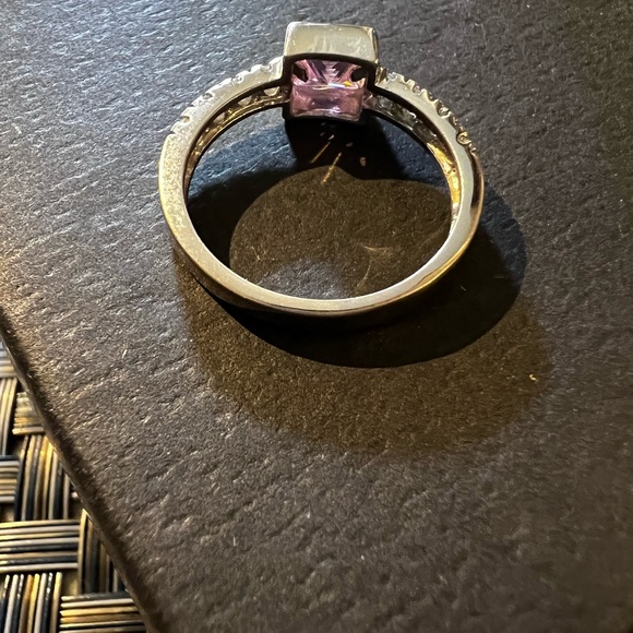 Sterling silver ring size 7 - Picture 3 of 3